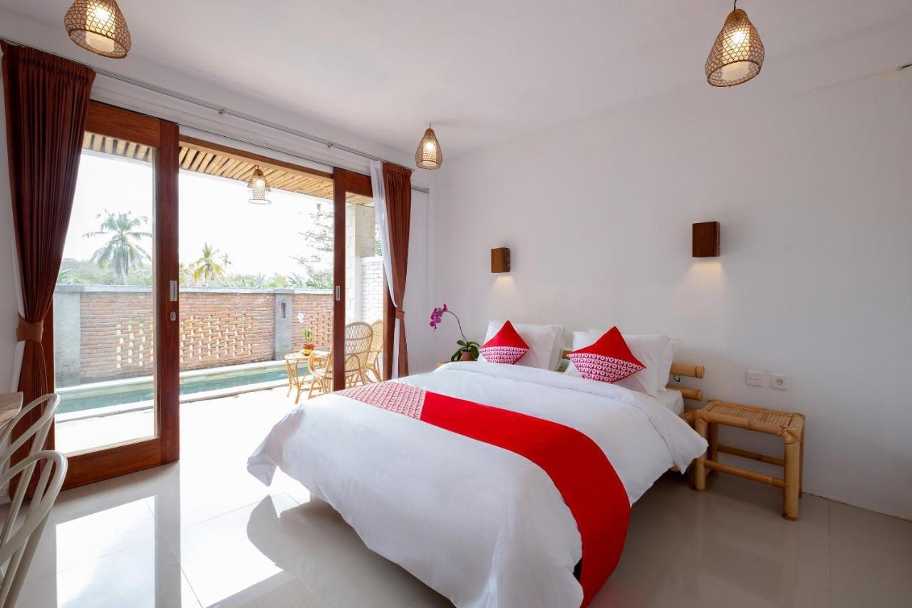 סלונג בלנאק Oyo 1493 Surya Villa מראה חיצוני תמונה